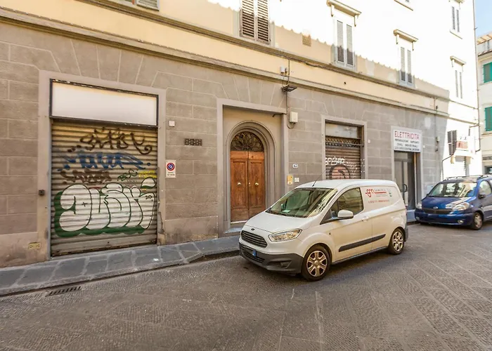 Pinti By Mamo